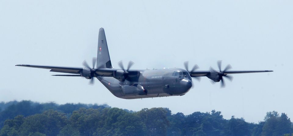 I dag planlægges vedligehold af militærfly som Flyvevåbnets C-130J Super Hercules i vidt omfang efter faste intervaller. Det er sikkert, men det tager flyene ud af drift oftere end nødvendigt. Mere præcis viden om materialernes faktiske tilstand åbner muligheden for en mere datadrevet tilgang, som i højere grad styres af komponenternes reelle belastning. Foto: Lockheed Martin.